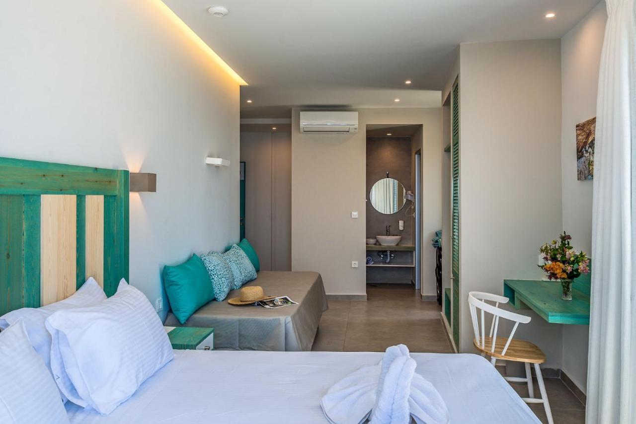 Samaria By The Sea Aparthotel Khora Sfakion Exterior photo