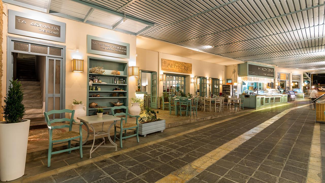 Samaria By The Sea Aparthotel Khora Sfakion Exterior photo