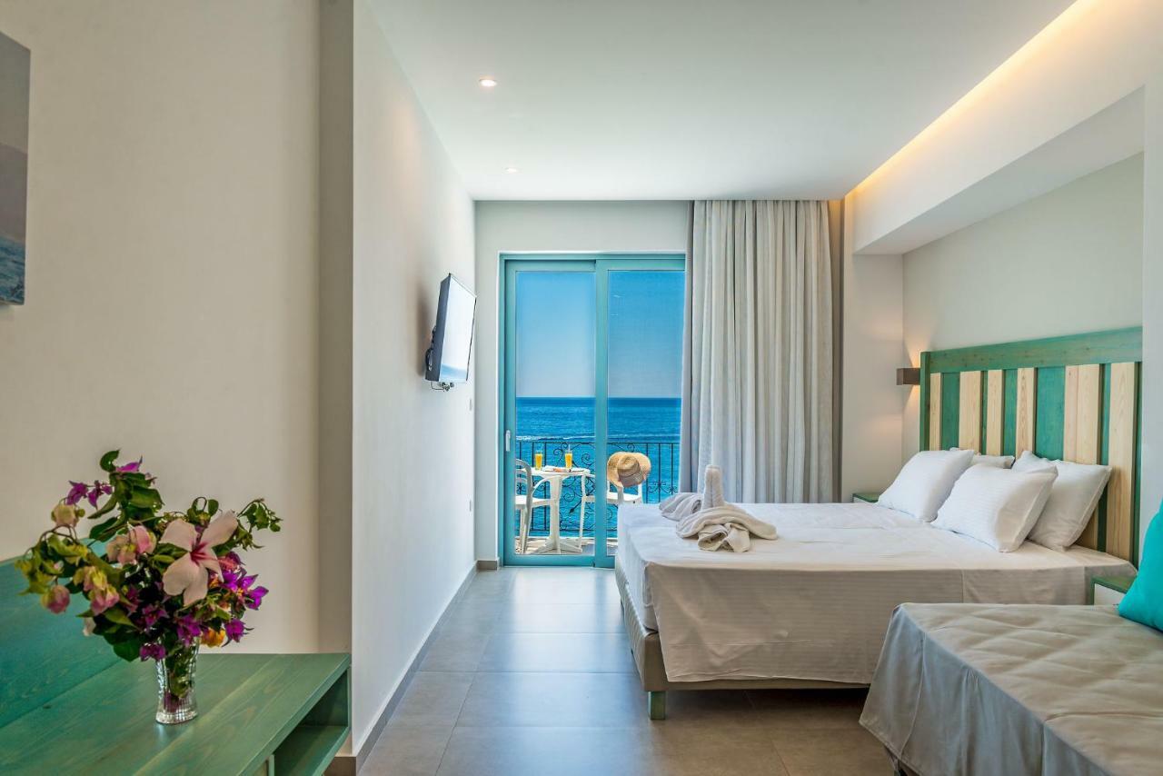 Samaria By The Sea Aparthotel Khora Sfakion Exterior photo
